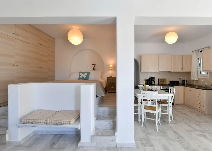 Azzurro Bianco パロス島