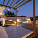 Azzurro Bianco شقة باروس