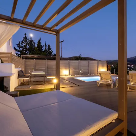 Azzurro Bianco アパート パロス島